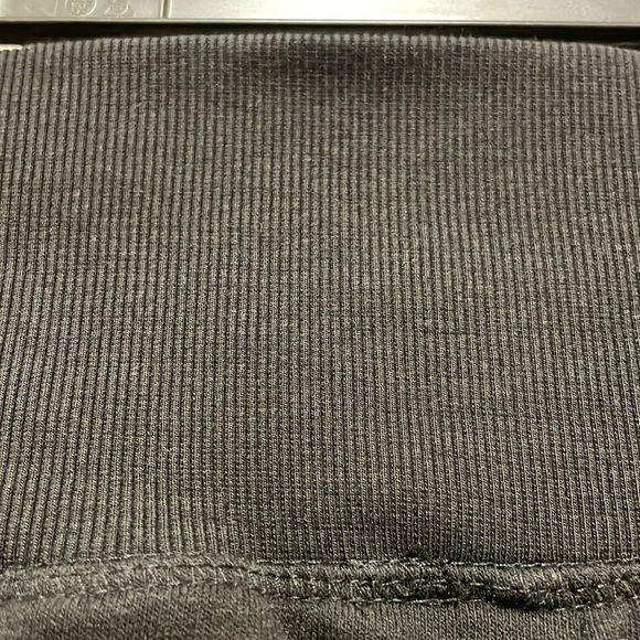 H&M | Mama | Black | Maternity | Lightweight | Joggers |Ribbed Waistband |Size M - Picture 8 of 15